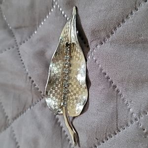 Beau Sterling brooch